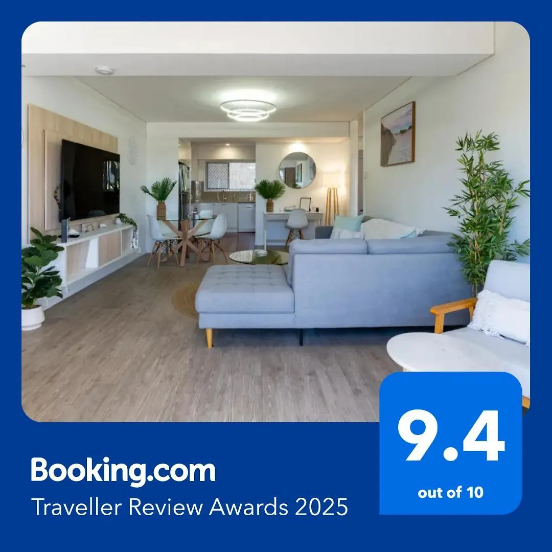 Burleigh Point Beach Vibes Stylish And Modern Gold Coast 0*,  Australia