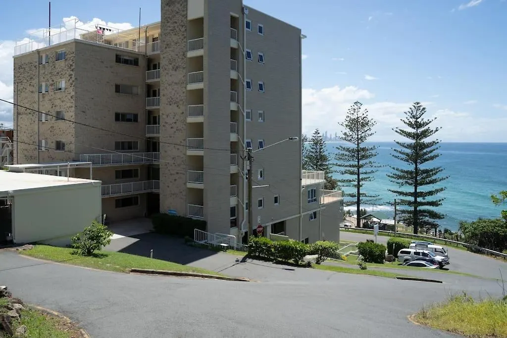 Burleigh Point Beach Vibes Stylish And Modern Gold Coast 0*,  Austrálie